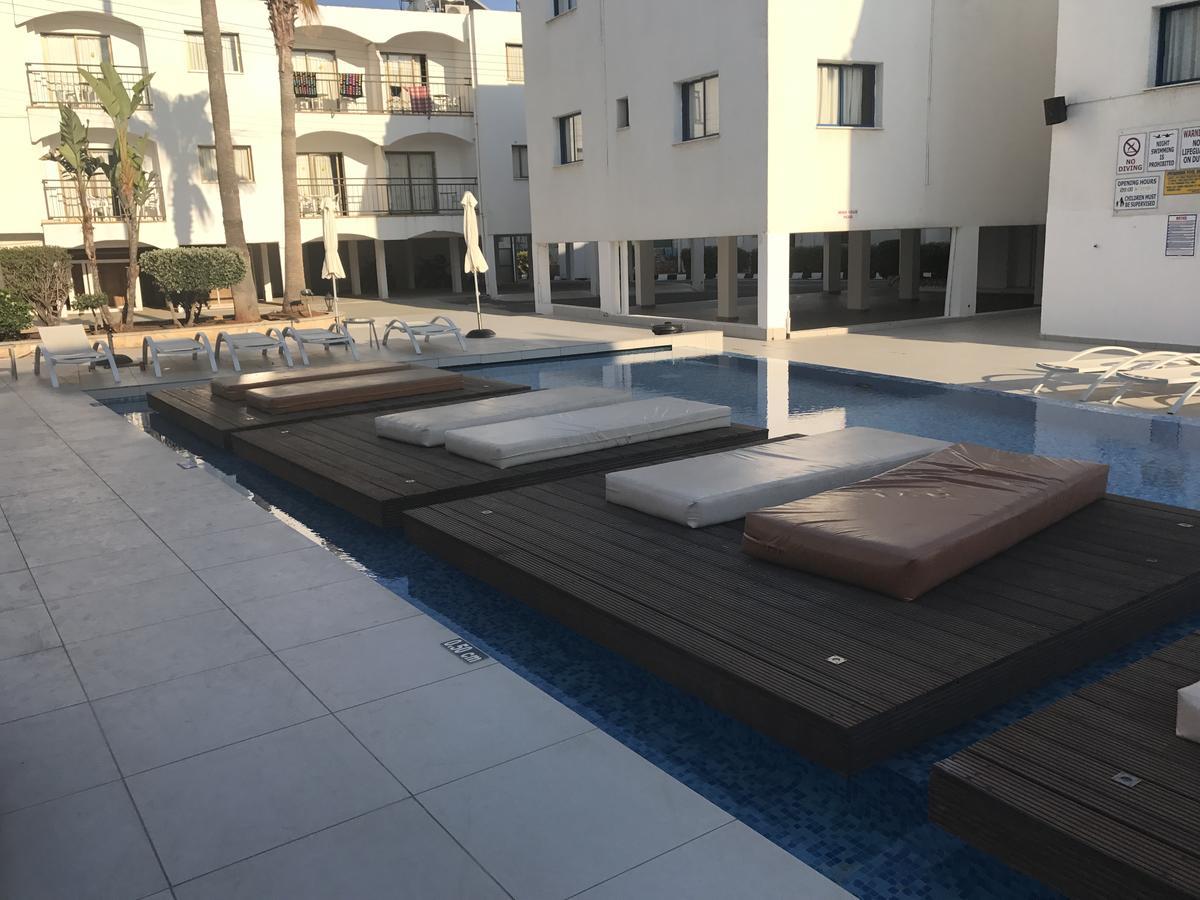 Apartment In 圣纳帕 外观 照片